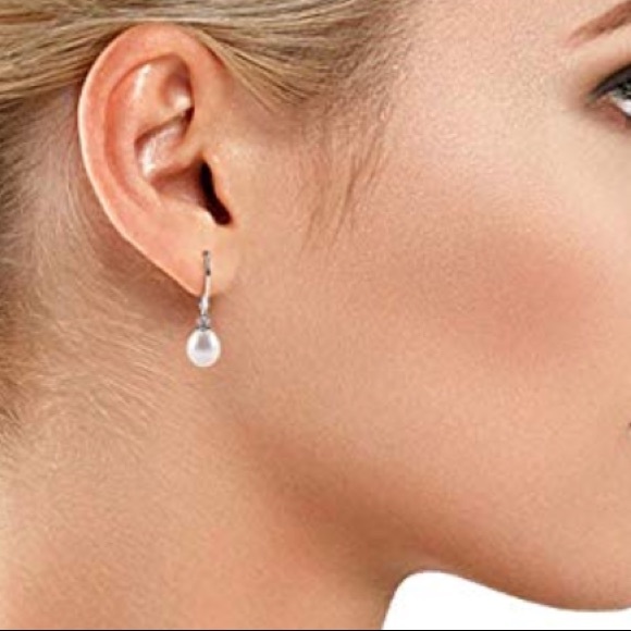 Aunthetics   Pearl Earring Stud Pearl Earrings - Picture 3 of 6